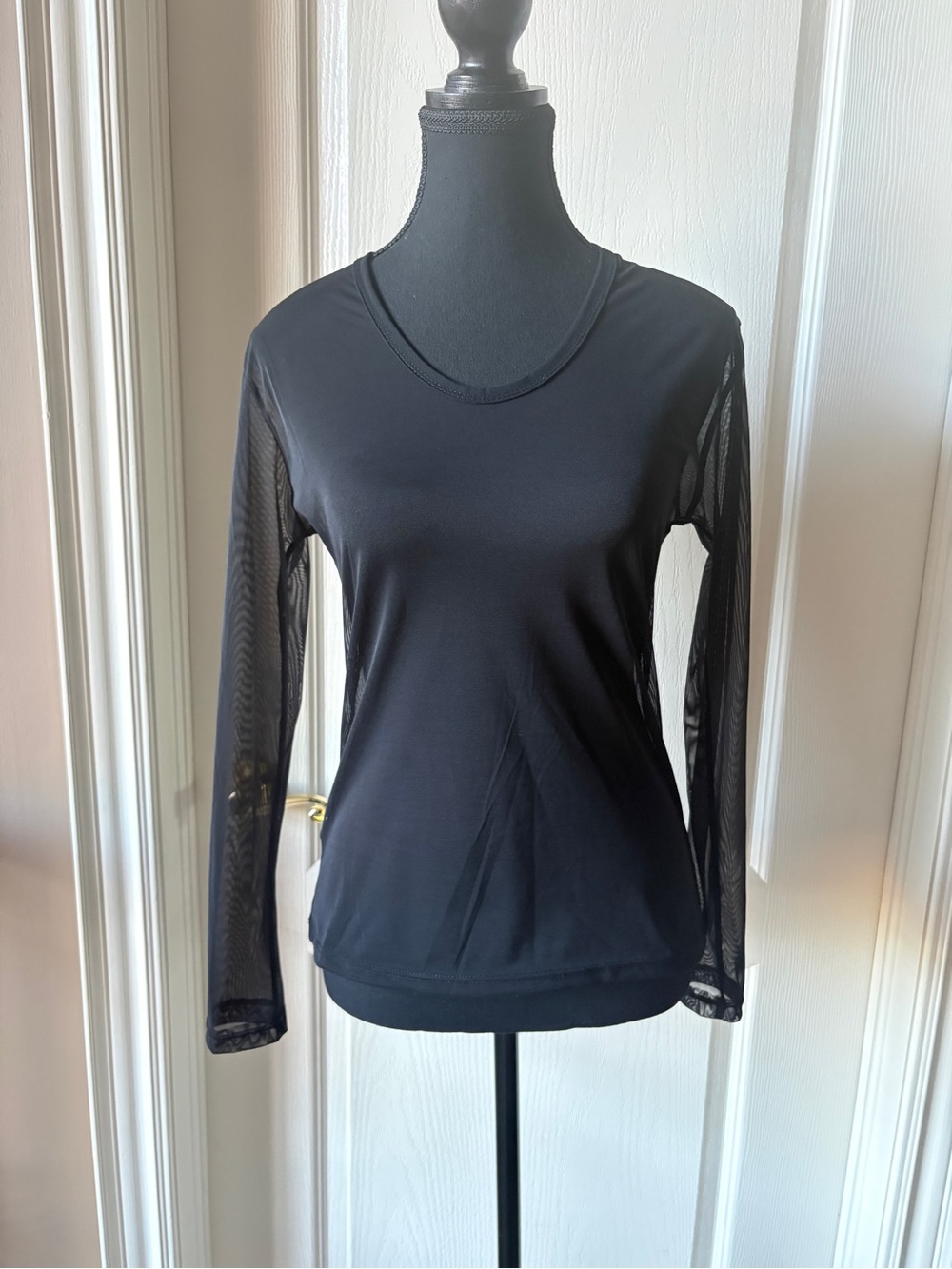 Black Long-Sleeve Mesh Sleeve Top